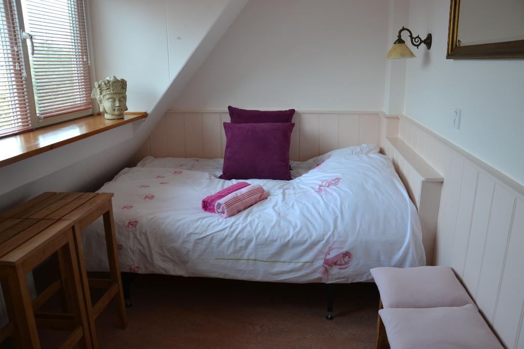 B&B Macbed Checkin-Time 1700-1800 Or Request Before You Book Alkmaar Quarto foto